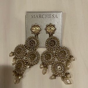 Brand new never worn Marchesa chandelier earrings